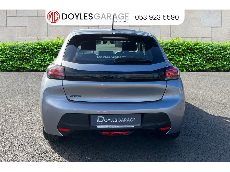 2024 Peugeot 208 - image 4