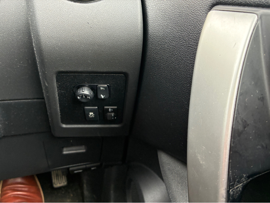 2011 Nissan Qashqai +2 - image 17