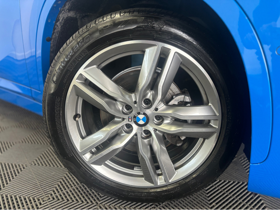 2020 BMW X1 - image 8