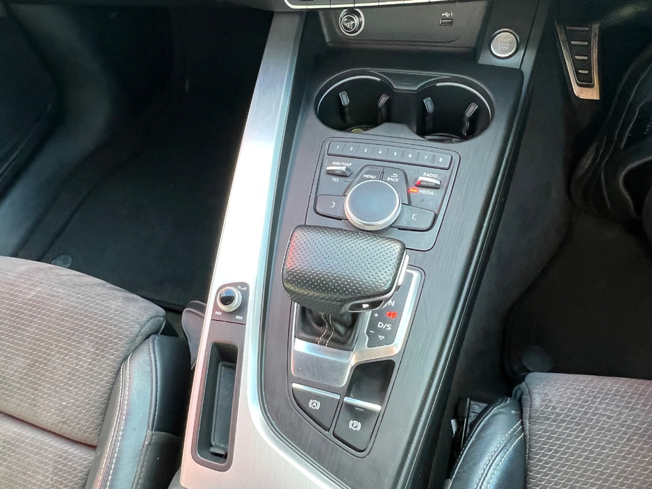 2019 Audi A4 - image 27