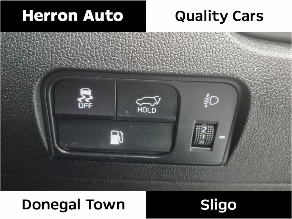 2022 Kia Sorento - image 8