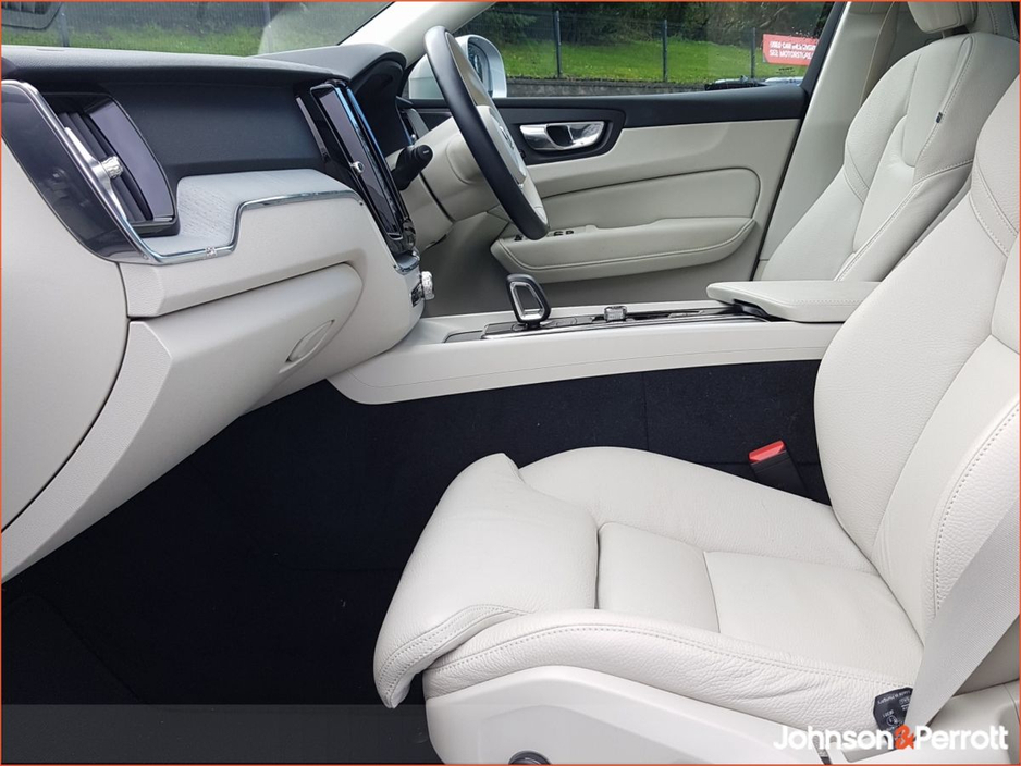 2025 Volvo XC60 T6 350bhp AWD PHEV Plus Bright (Two Year Volvo Selekt Warranty + Two Year Volvo Service Plan) €67,900