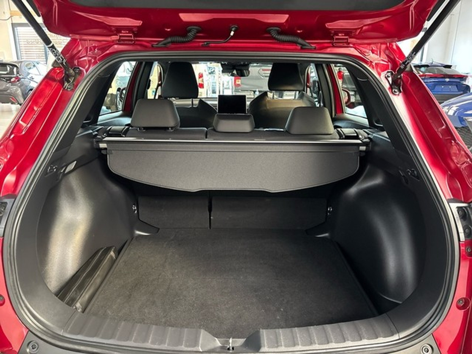 2024 Toyota Corolla Cross - image 10