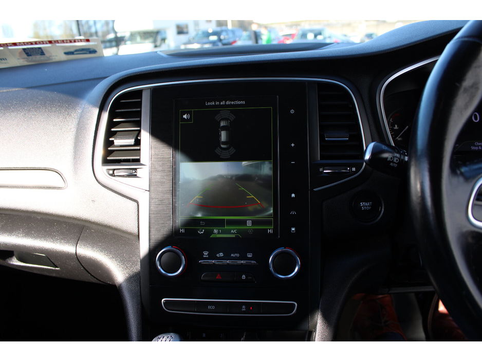 2018 Renault Megane - image 16