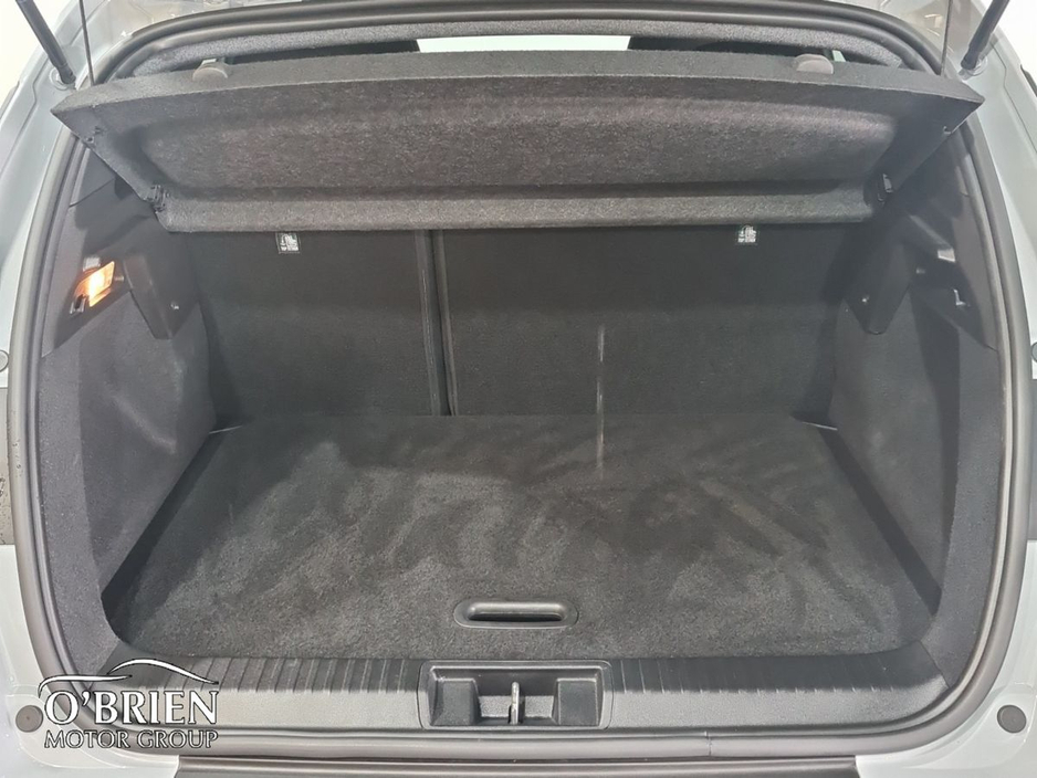 2025 Renault Captur - image 11