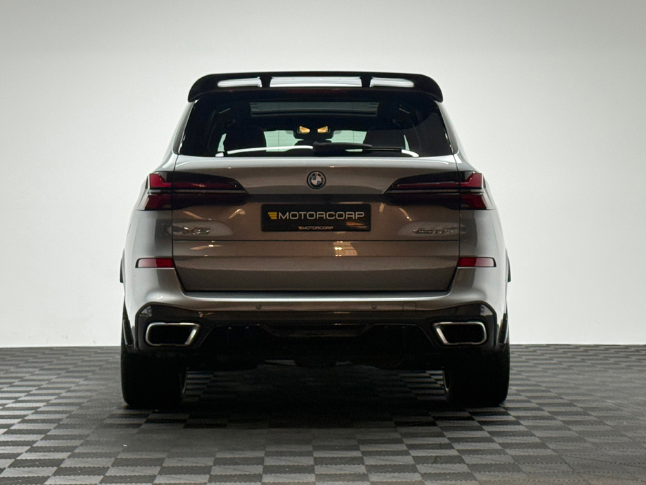 2024 BMW X5 50E M SPORT XDRIVE *HUGE SPEC* €97,990