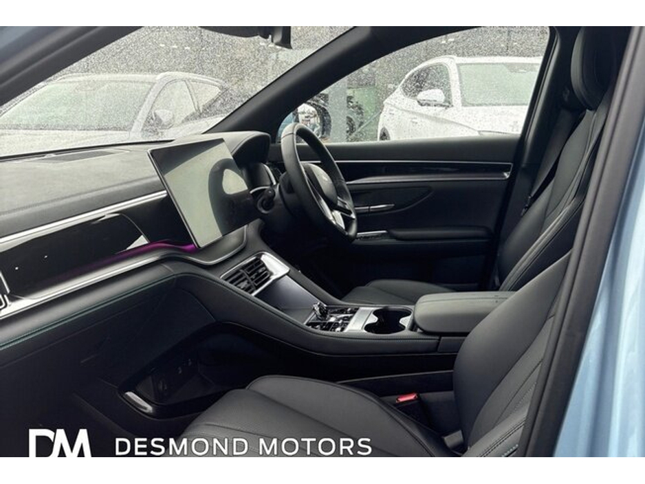 2025 BYD Seal U - image 9