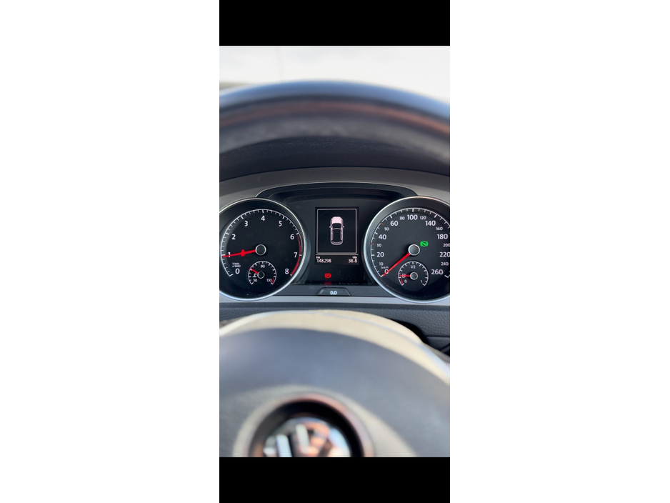 2015 Volkswagen Golf - image 10