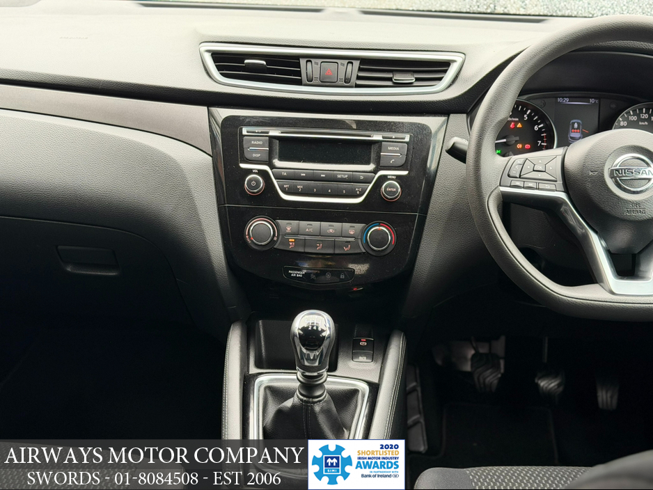 2018 Nissan Qashqai - image 6