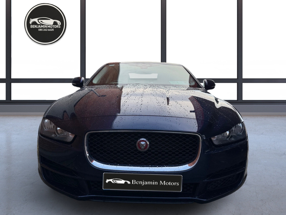 2015 Jaguar XE  €8,950
