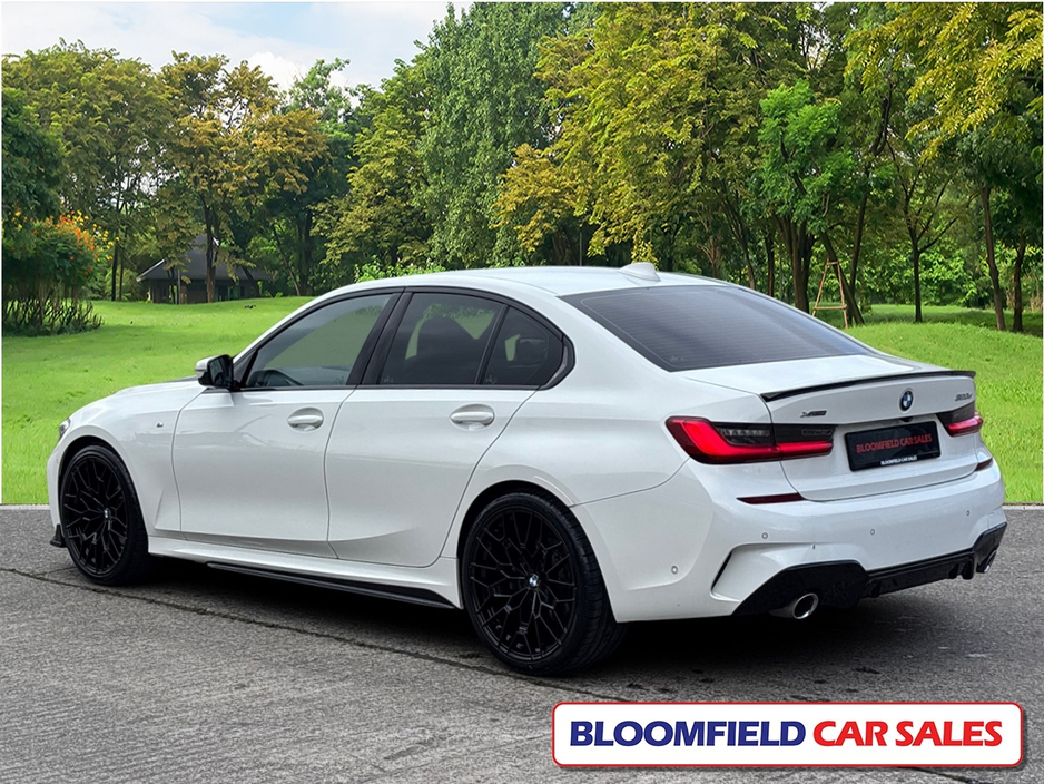 2019 BMW 3 Series - image 5