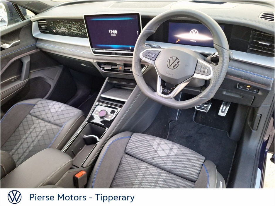 2025 Volkswagen Tayron - image 7