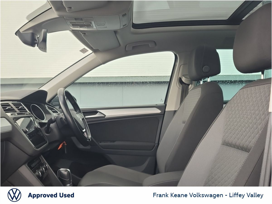 2019 Volkswagen Tiguan COMFORTLINE AUTO 2.0 TDI 150HP *INDIUM GREY METALLIC* €24,895