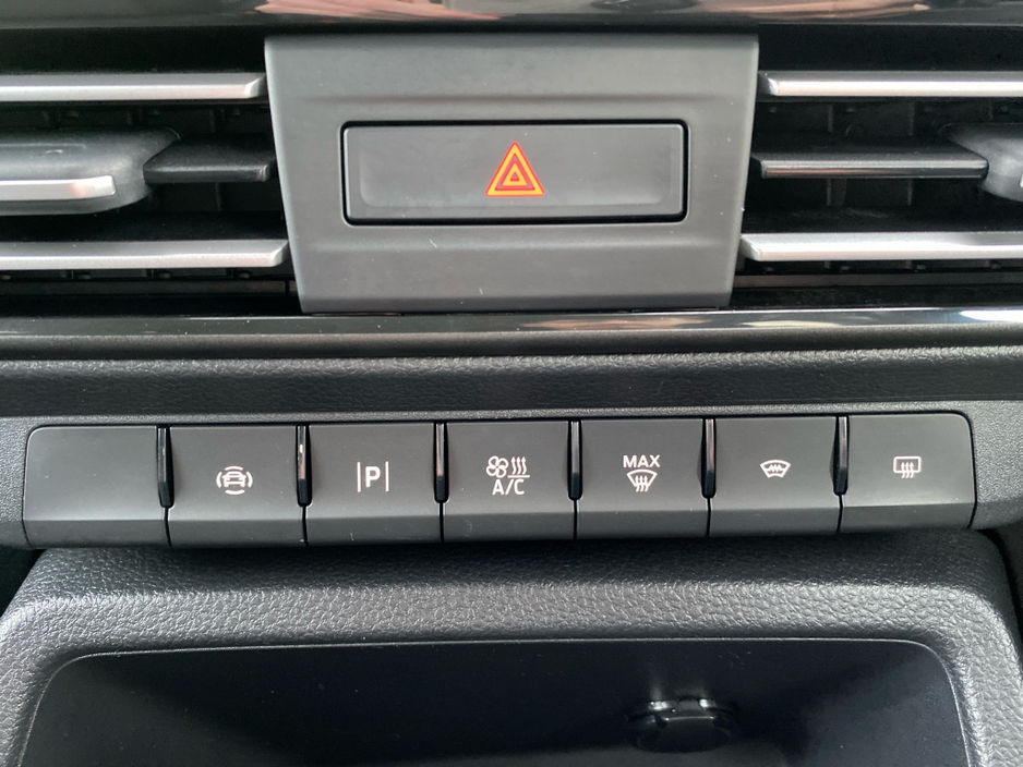 2022 Ford Tourneo Connect - image 17