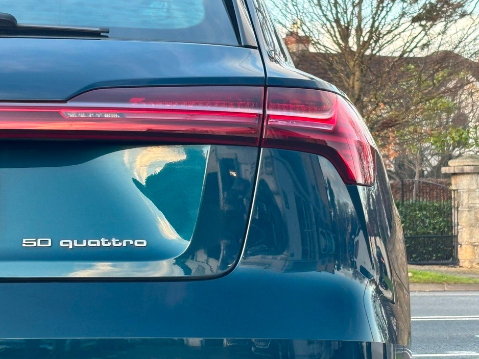 2021 Audi e-tron 50 QUATTRO TECHNIK NEW 22" WHEELS €28,995
