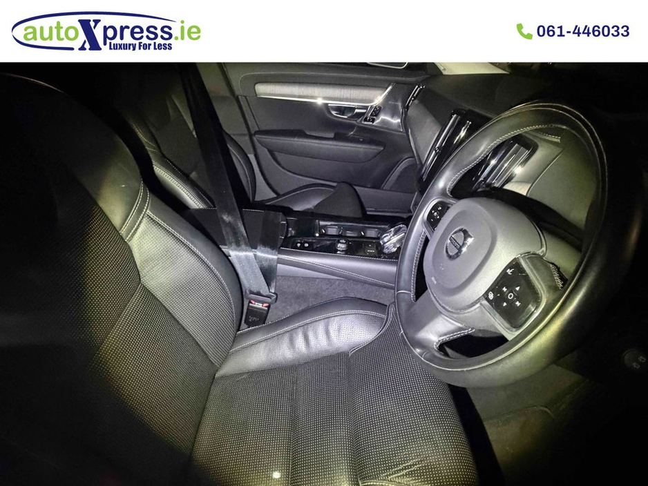 2022 Volvo V90 4WD RECHARGE PLUG-IN HYBRID T8 AWD