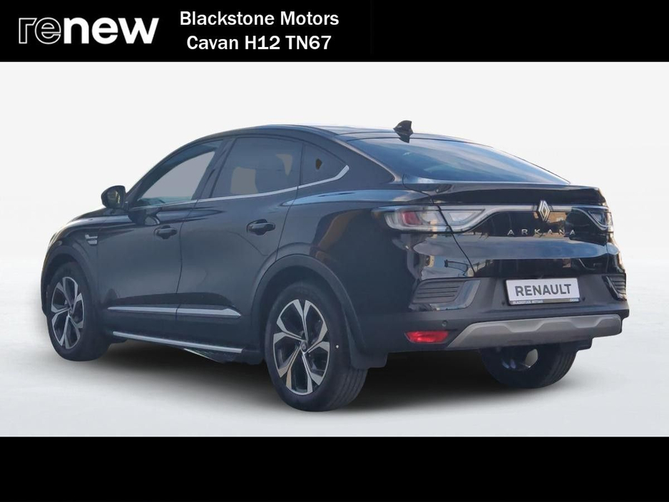 2025 Renault Arkana - image 3