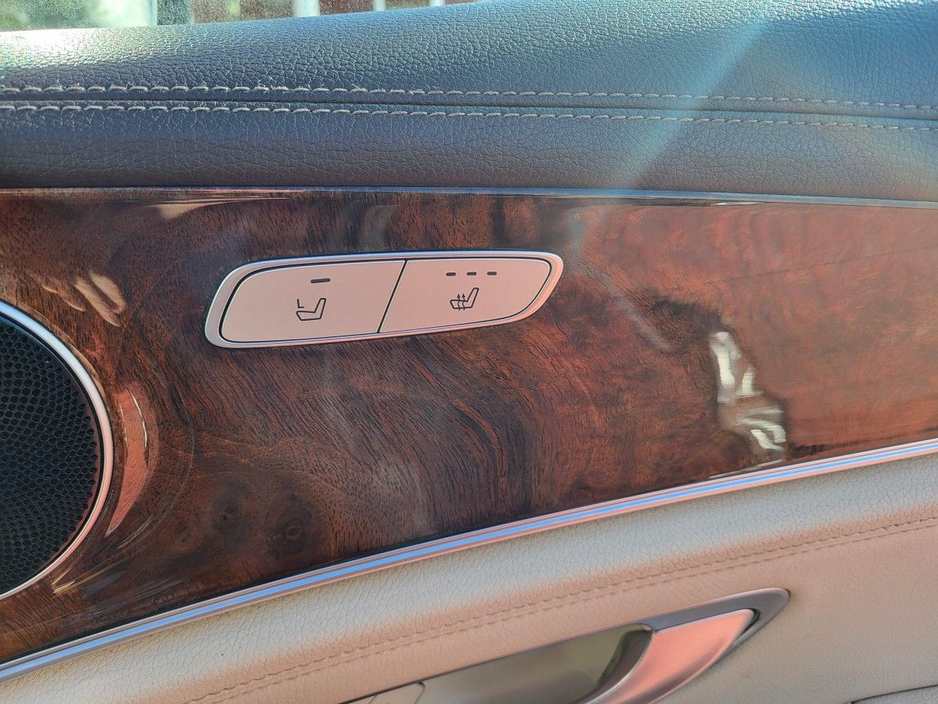 2016 Mercedes-Benz E Class - image 5