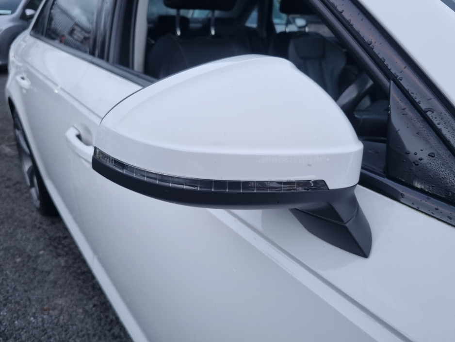 2017 Audi A4 - image 17