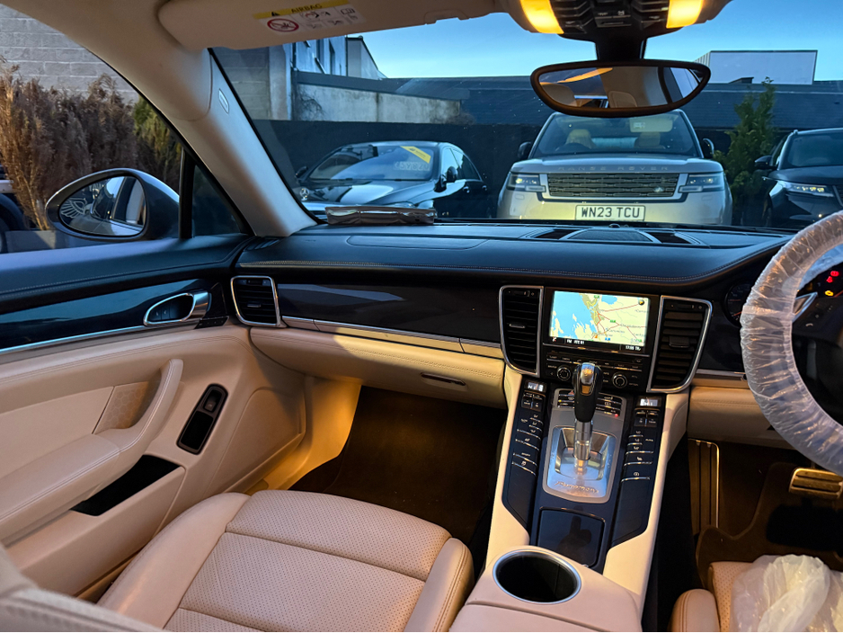 2014 Porsche Panamera PORSCHE PANAMERA 3.0 V6 FACELIFT 300BHP TURBO LOOK,SUNROOF ,HEATED SEATS ,REVERSE CAMERAS,SAT NAV ,PREMIUM TURBO LEATHER (rare) €29,840