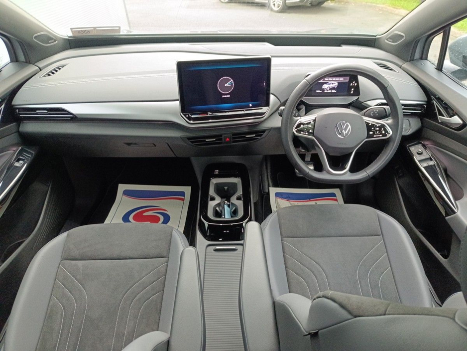 2025 Volkswagen ID.5 - image 4