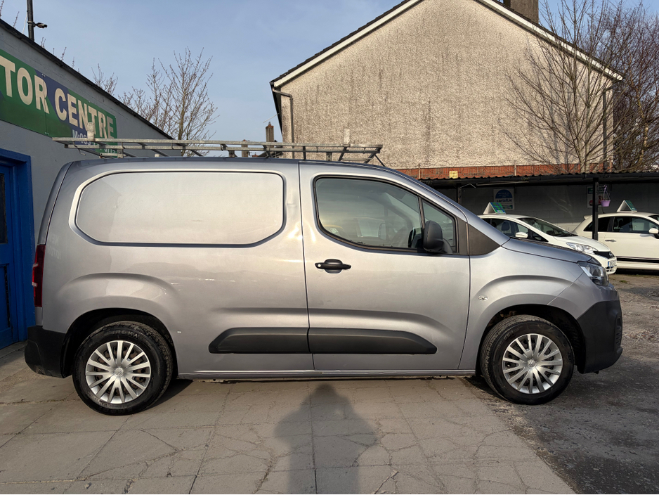 2019 Citroen Berlingo - image 7