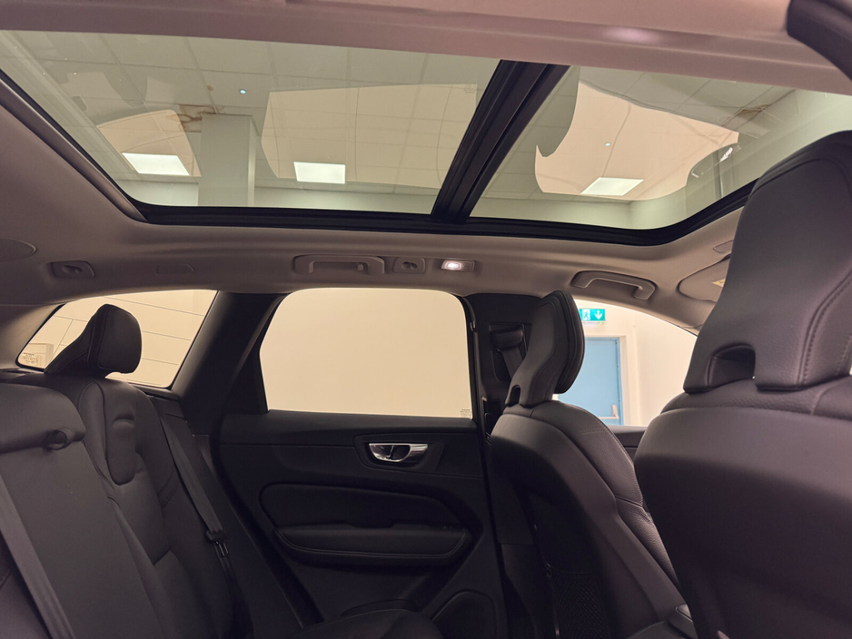 2025 Volvo XC60 T6 AWD PHEV Plus Dark €66,000