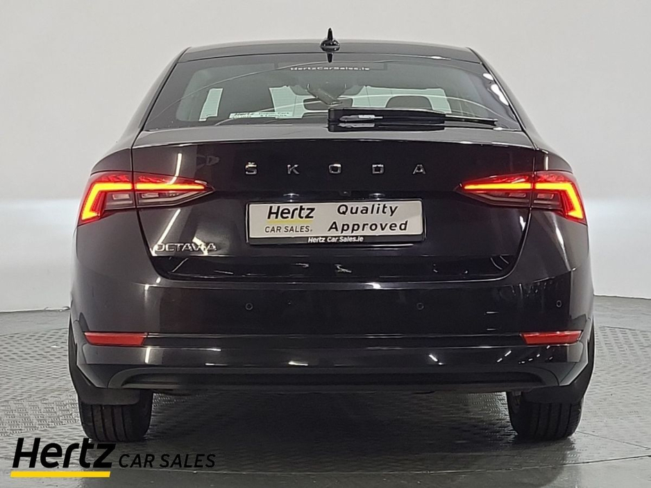 2024 Skoda Octavia - image 4