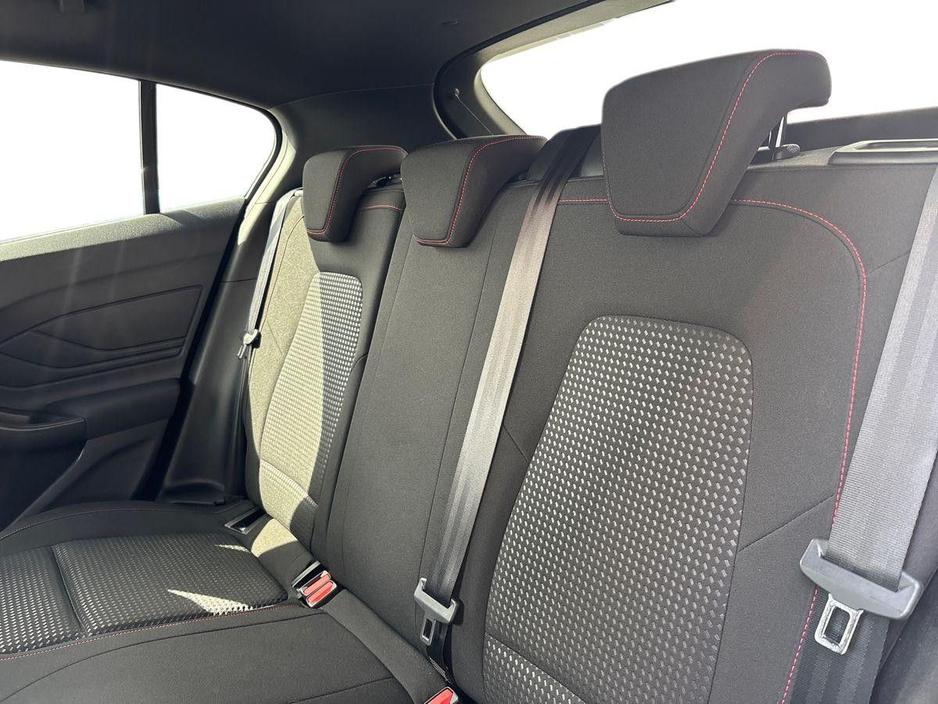 2024 Ford Focus - image 11