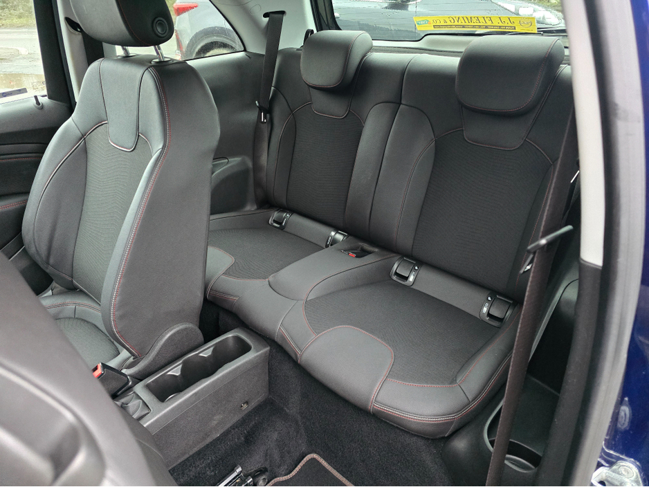 2017 Opel Adam - image 17