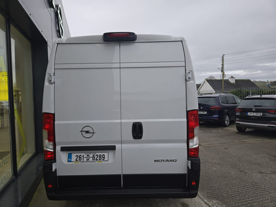 2026 Opel Movano  €28,750