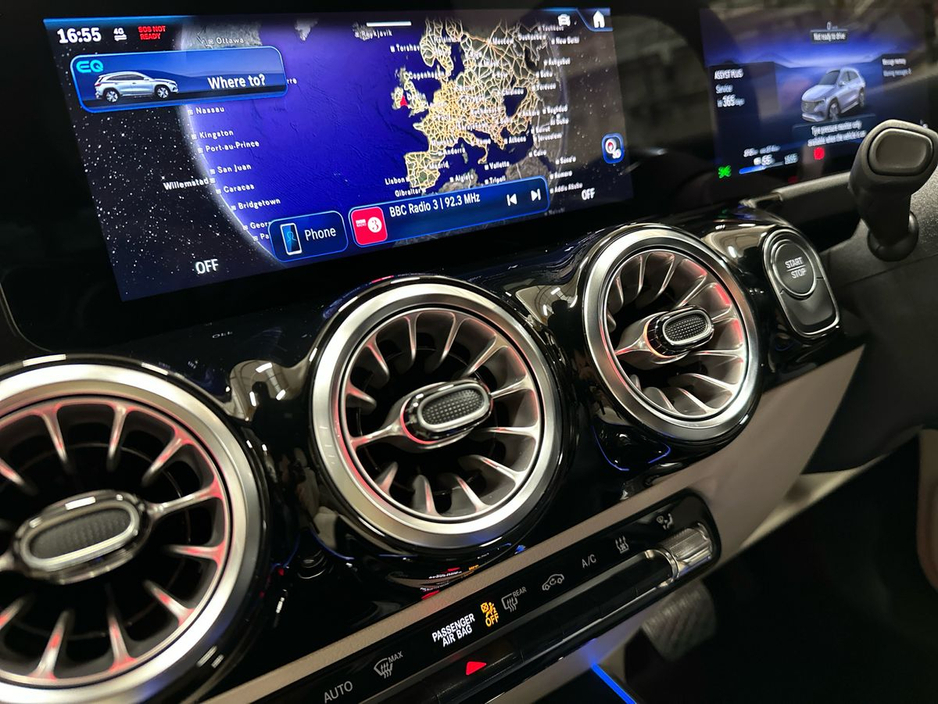 2025 Mercedes-Benz EQA - image 17