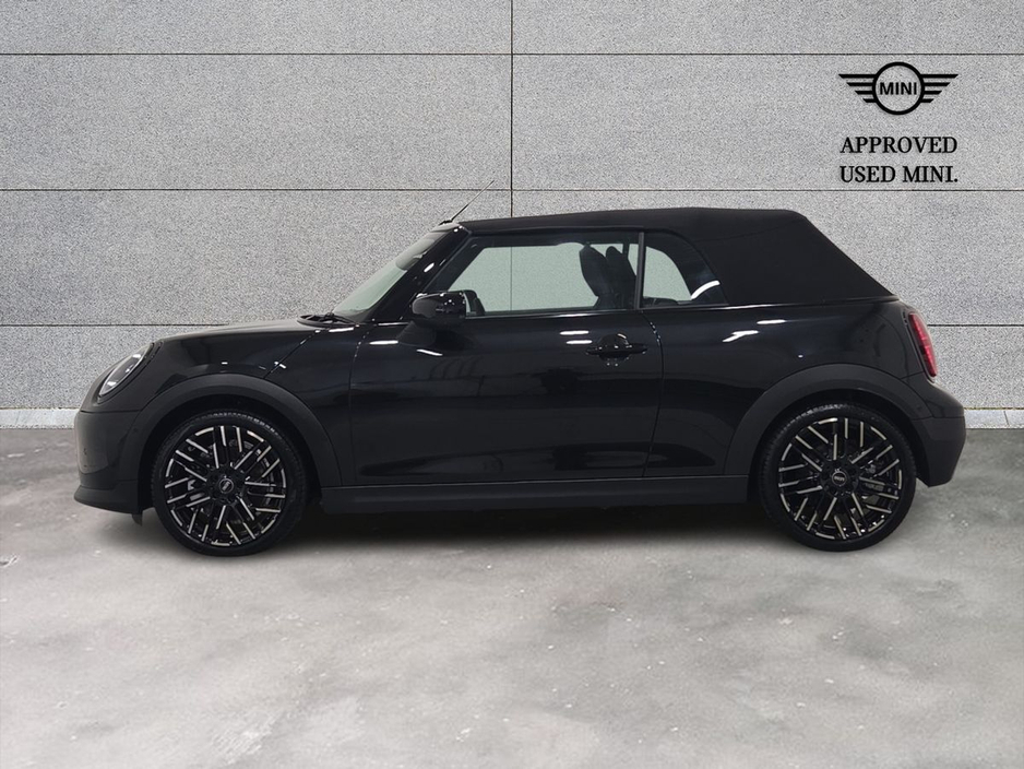 2025 MINI Hatch - image 3