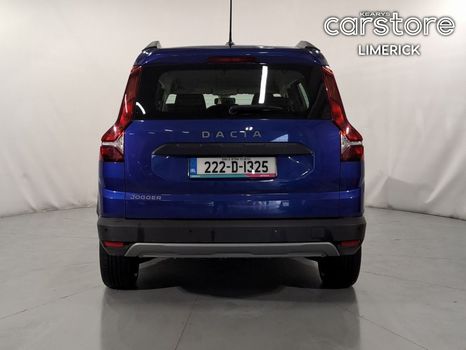 2022 Dacia Jogger - image 4