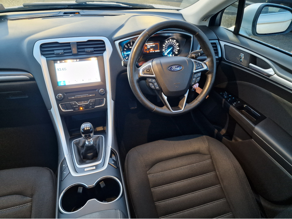 2017 Ford Mondeo 2.0 TDCI ZETEC-FULLY SERVICED €10,450