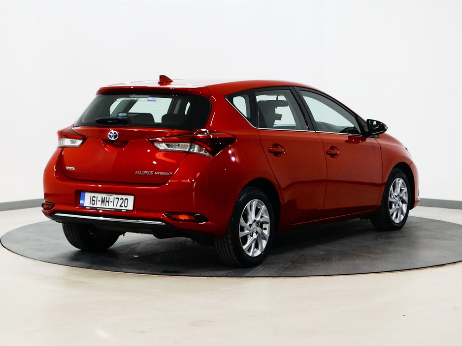 2016 Toyota Auris *105* 1.8 HYBRID LUNA 4DR AUTO €12,900