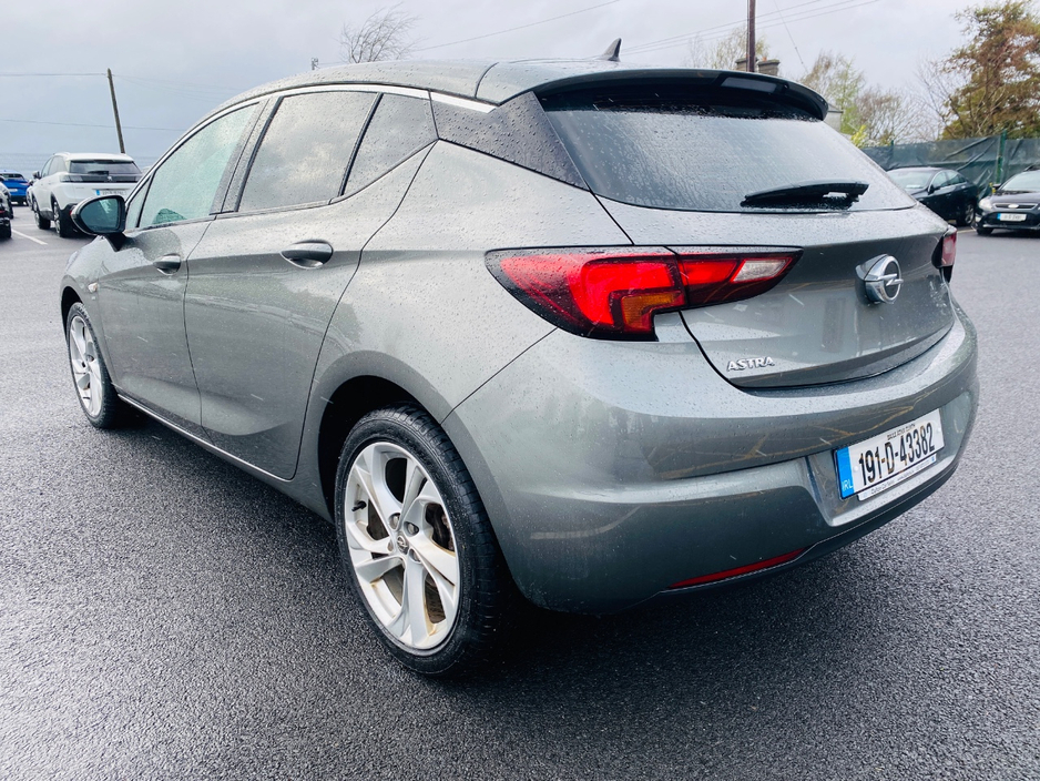 2019 Opel Astra - image 9