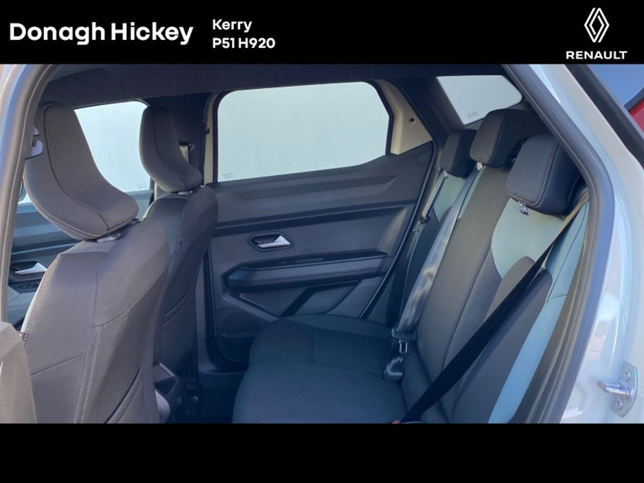 2026 Dacia Duster - image 10