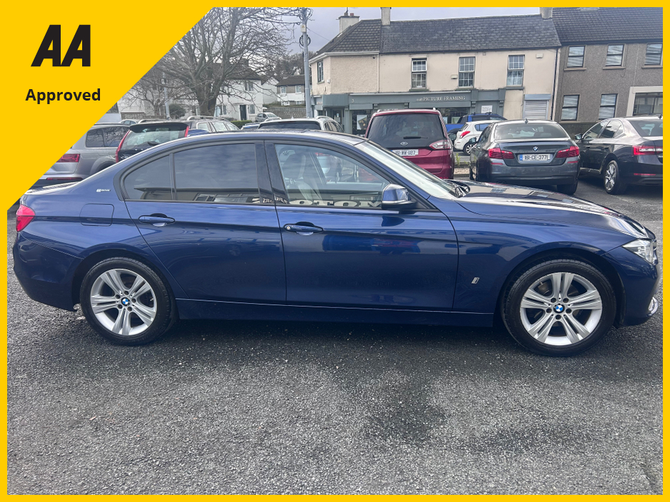 2017 BMW 3 Series - image 18