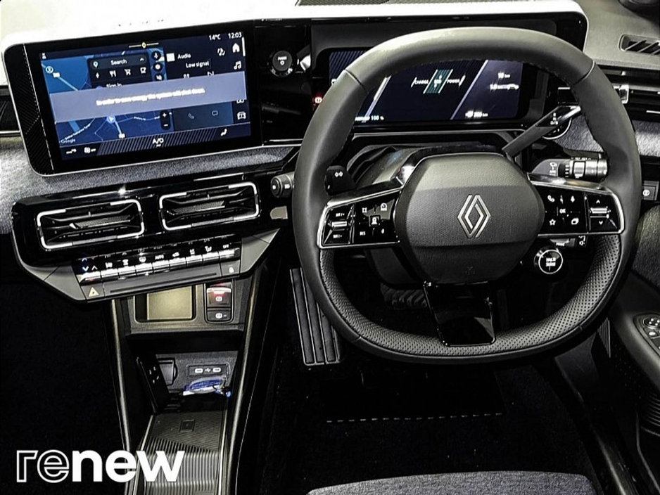 2026 Renault 5 - image 30