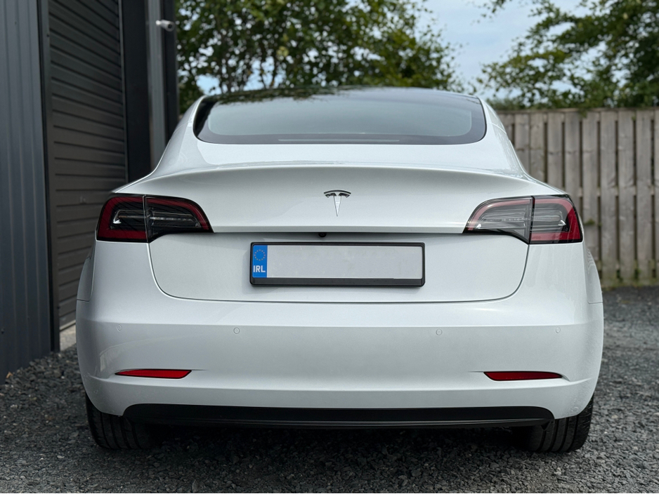 2022 Tesla Model 3 RWD MODEL 3 €23,950