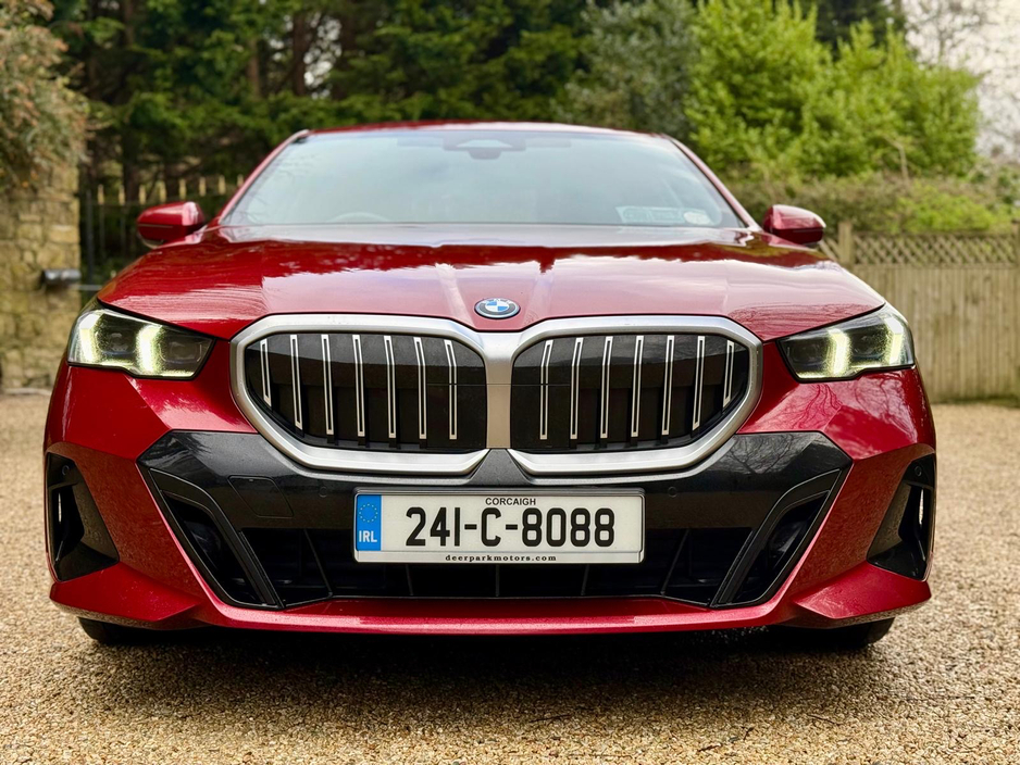 2024 BMW 5 Series - image 9