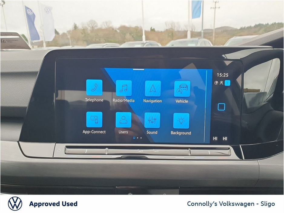 2024 Volkswagen Golf - image 17