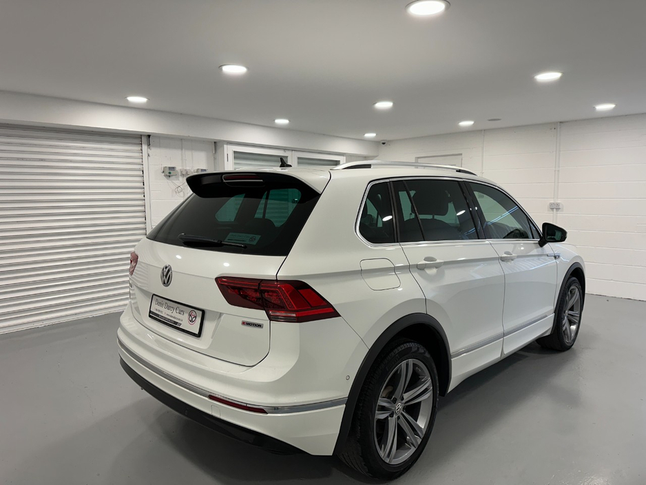 2018 Volkswagen Tiguan - image 15