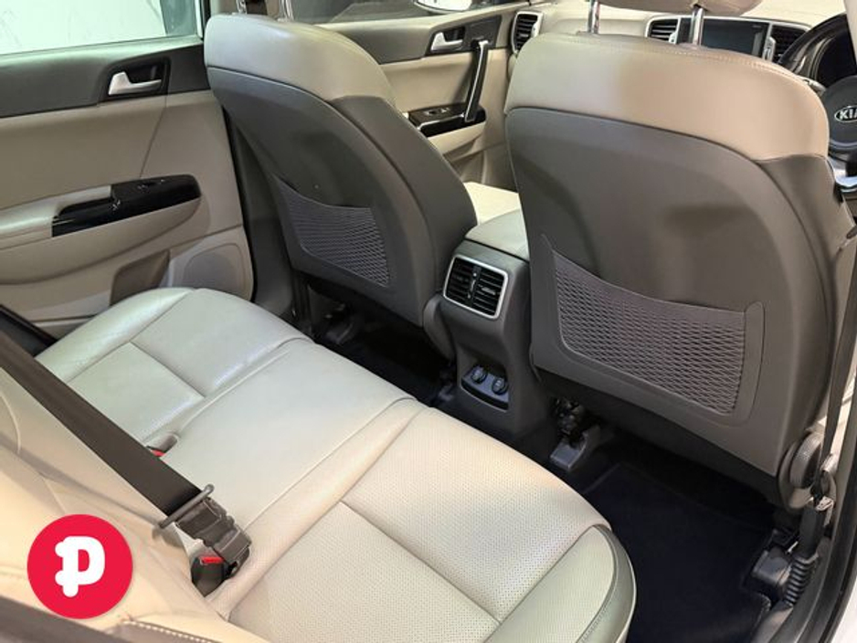 2018 Kia Sportage - image 17