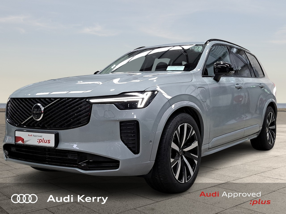 2025 Volvo XC90 - image 3