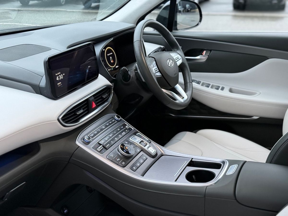 2024 Hyundai Santa Fe 1.6 PHEV 4WD Premium 7 Seater €50,950