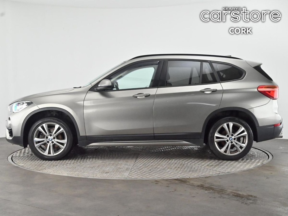 2018 BMW X1 - image 6