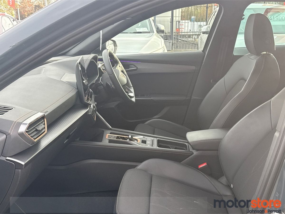 2025 Cupra Formentor - image 3