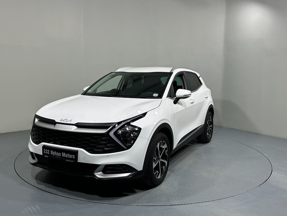 2023 Kia Sportage - image 3